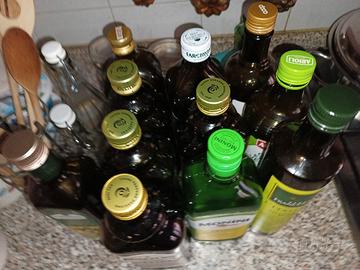 bottiglie usate per olio