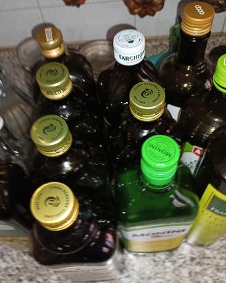 bottiglie usate per olio