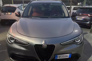 Alfa Romeo Stelvio 2.2 210 CV Q4 B-Tech FULL NUOVA