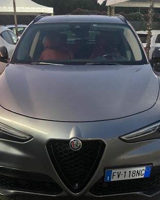 Alfa Romeo Stelvio 2.2 210 CV Q4 B-Tech FULL NUOVA