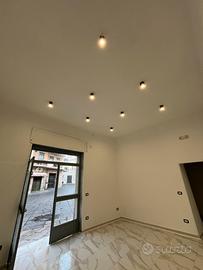 Locale commerciale completamente ristrutturato