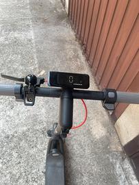 monopattino elettrico NAVEE v25i pro ll