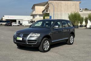 VOLKSWAGEN Touareg automatica 4x4