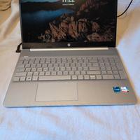 HP i5 12th gen 500gb nvme 8gb RAM windows 11