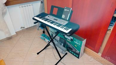 Tastiera Yamaha YPT-255