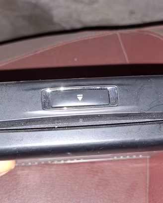 lettore CD originale per Peugeot 208 e 2008._2