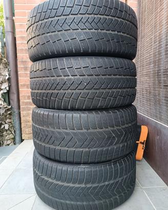 Pneumatici  M+S 225/40r18 e 255/35r18