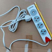 Spina elettrica UK con usb