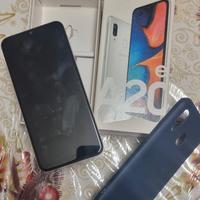 Samsung Galaxy A20e white