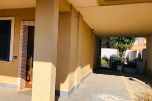 Pomezia Villino Bifamiliare mq. 130 c.a. doppio in