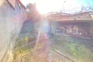 Iglesias. Indipendente con Ampio Cortile e P.Auto