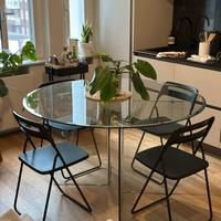 Tavolo da pranzo rotondo in vetro temperato