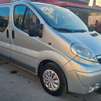Opel Vivaro 27 2.0 CDTI 120CV PC-TN Furgone Vetrat