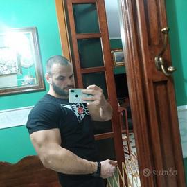 Preparatore di palestra fitness