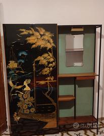 Mobile antico da ingresso