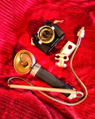 Nikonos II con flash a lampadine