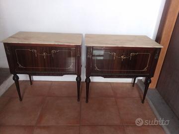 Coppia di comodini vintage