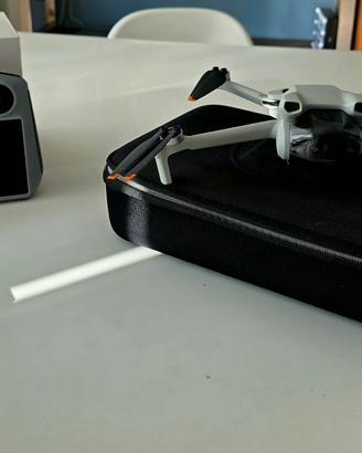 DJI RC Dji mini 3 piu valigia resistente  combo