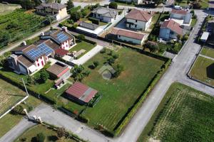 VILLA SINGOLA A TREBASELEGHE