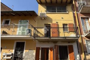 CASA INDIPENDENTE A SORESINA