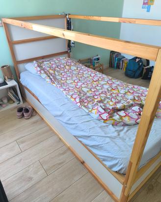 letto ikea Kura