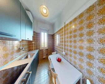Stanza in appartamento di 80 m² a Milano