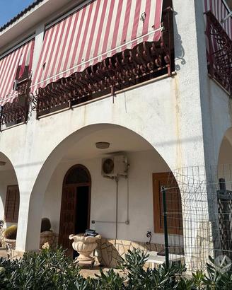 Talsano- villa con giardino e garage