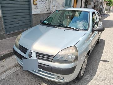 Renault Clio II serie unico proprietario 
