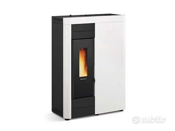 Termostufa a pellet ermetica slim VIRNA IDRO