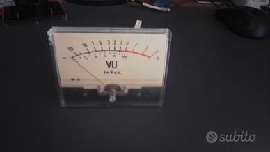 vu meter analogico