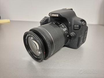Fotocamera reflex Canon EOS 700D
