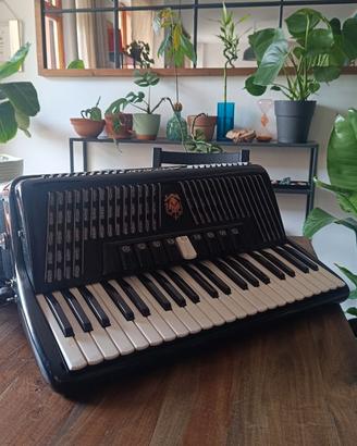 Fisarmonica Scandalli 120 bassi