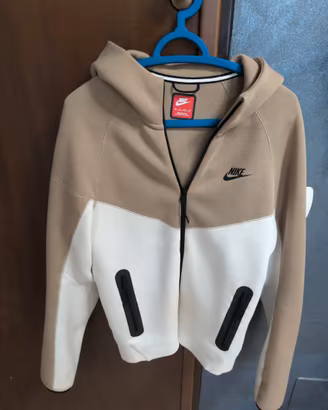 Felpa Nike Tech Fleece Beige e Bianca - Taglia XS
