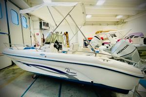 Ranieri International 19 + Honda 40