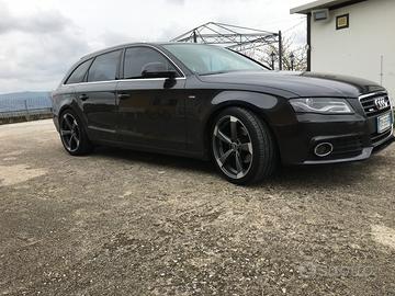 Audi a4 anno 2009 s-line