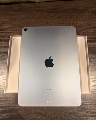 iPad Air 4ª gen. + tastiera logitech + Pencil