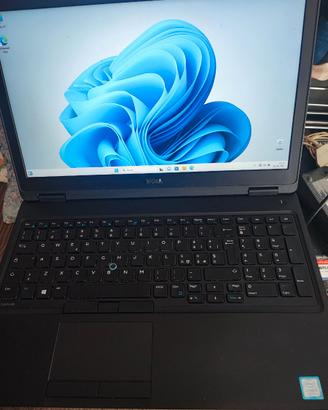 Dell Latitude E5580 i5 7th gen 8 gb Ram 256 Gbnvme