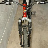 Mountain bike in alluminio