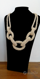 Collana-anelli all'uncinetto-lurex oro