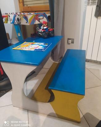 BTavolo studio bambino in legno