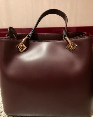 Borsa firmata Avenue 67 pelle nuova