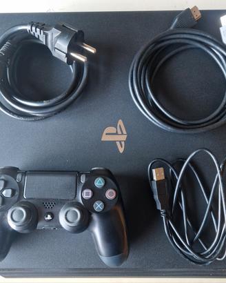"PLAY STATION 4 PRO"