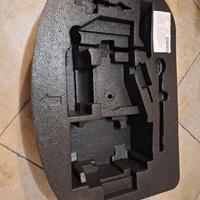 Porta attrezzatore gomma di scorta