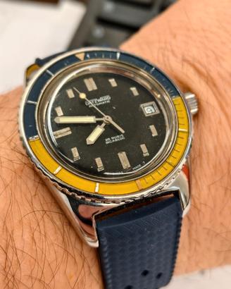 Orologio diver valvola elio nella corona