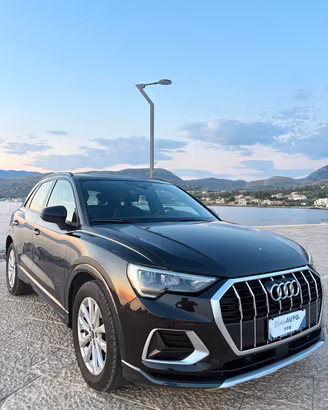 Audi Q3 35 TDI S tronic Business Advanced