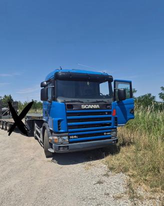 Autocarro Scania