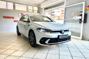 VOLKSWAGEN Polo 1.0 TSI R-Line Plus UNIPRO*CERT