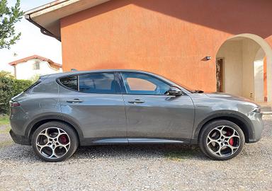 Alfa Romeo Tonale Q4 PLUG-IN HYBRID 280cv - VELOCE