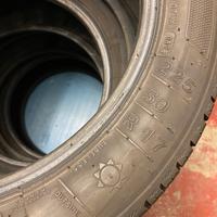 Pneumatici Kleber Dynaxer HP4 225/50 R17 98V