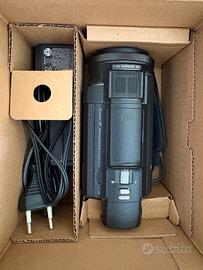 Videocamera Sony FDR-AX33 Handycam 4K + OMAGGIO